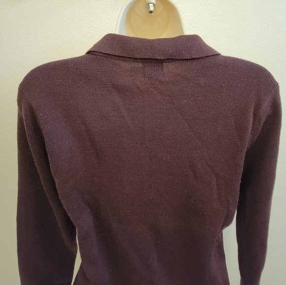 Gap Ladies V Neck Sweater With Collar - Picture 5 of 5